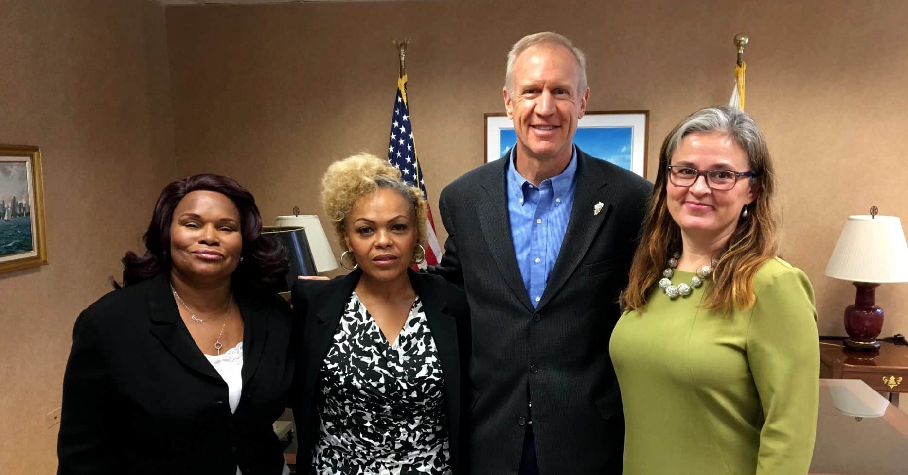 Champions for gender equity advocated for abortion protections through HB 40 in a 2017 meeting. Left to right: Brenda Myers-Powell, Gaylon Alcaraz, Governor Bruce Rauner, and Kaethe Morris Hoffer.